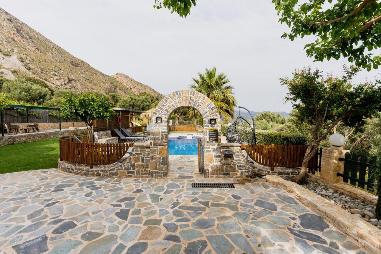 Dafni Villa A Place To Visit Orne Экстерьер фото